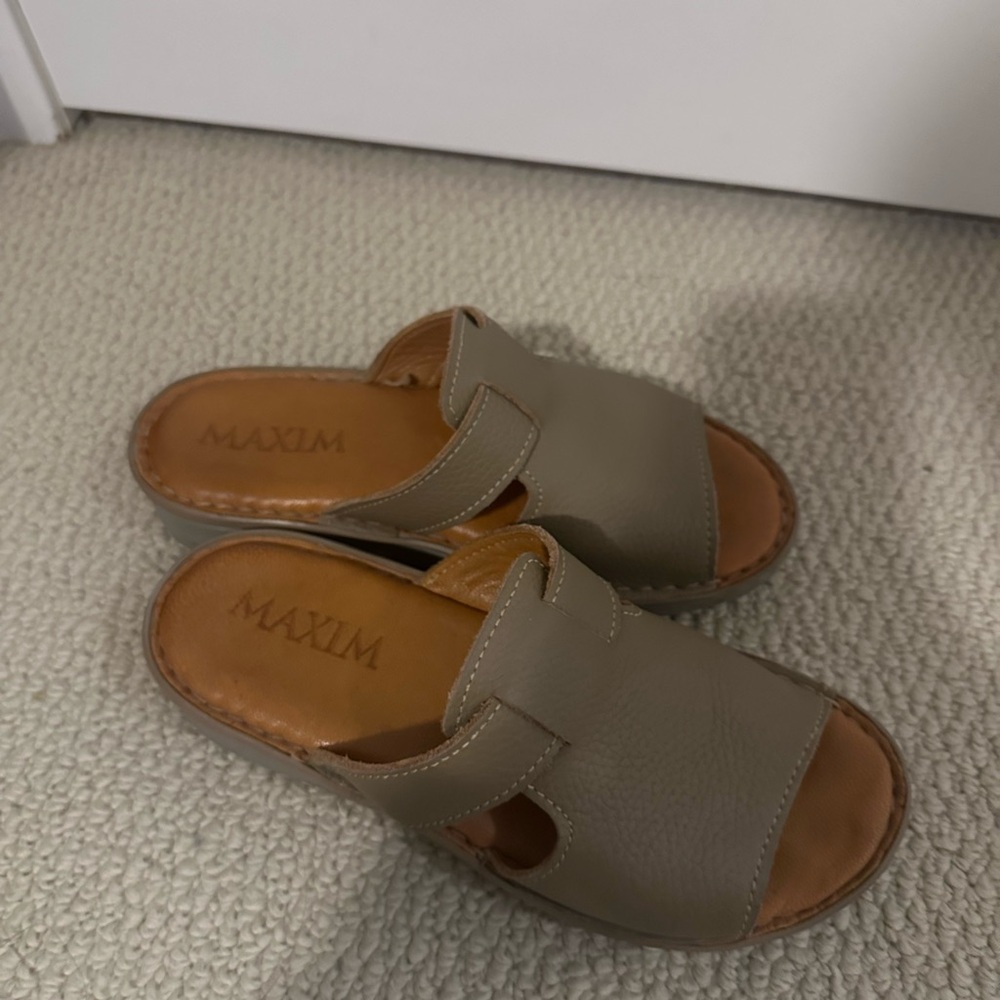Maxim Women's Mules Taupe Leather Slide Sandals – Comfortable Slip-Ons,